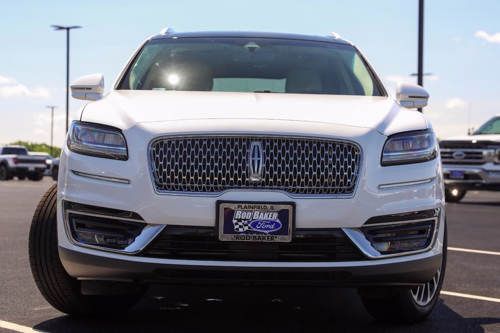 2020 Pristine White Lincoln Nautilus Reserve AWD SUV