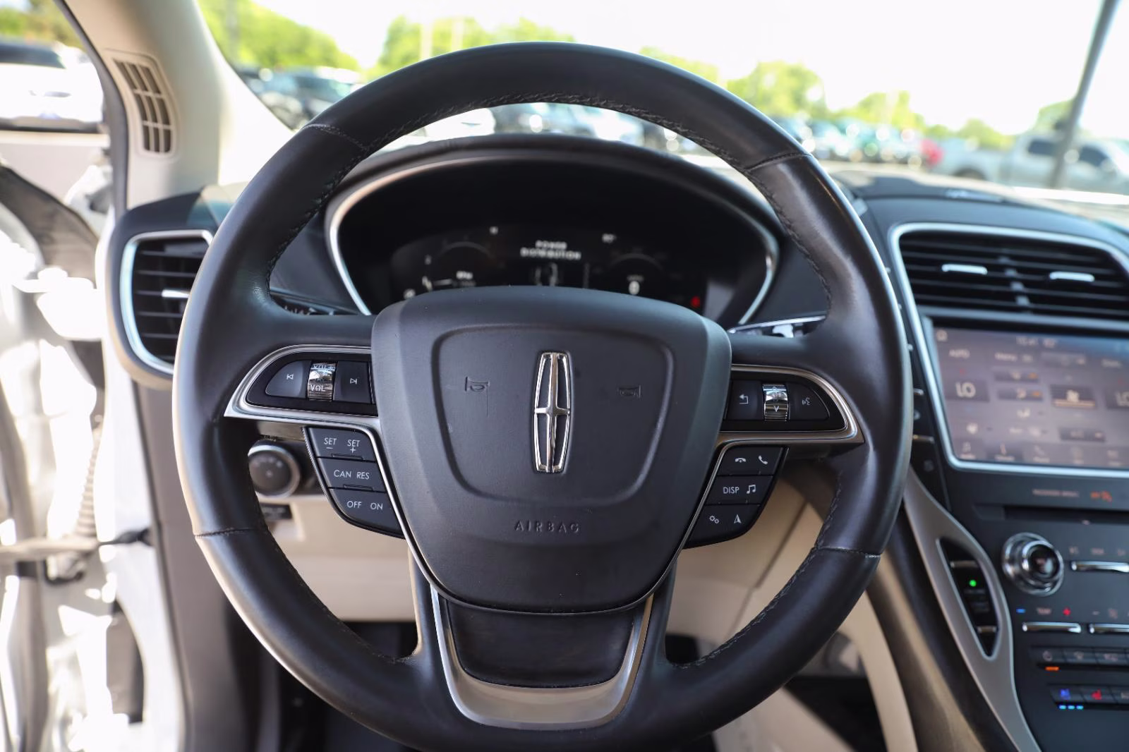 2020 Pristine White Lincoln Nautilus Reserve AWD SUV