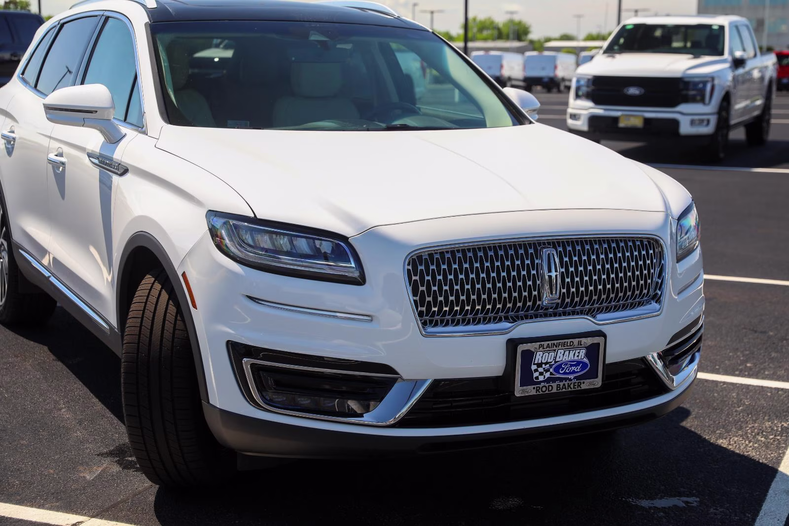 2020 Pristine White Lincoln Nautilus Reserve AWD SUV