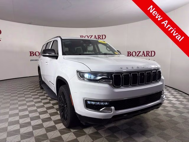 2023 Bright White Clearcoat Jeep Wagoneer Base RWD SUV