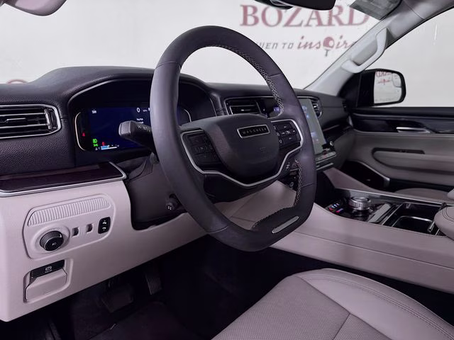 2023 Bright White Clearcoat Jeep Wagoneer Base RWD SUV
