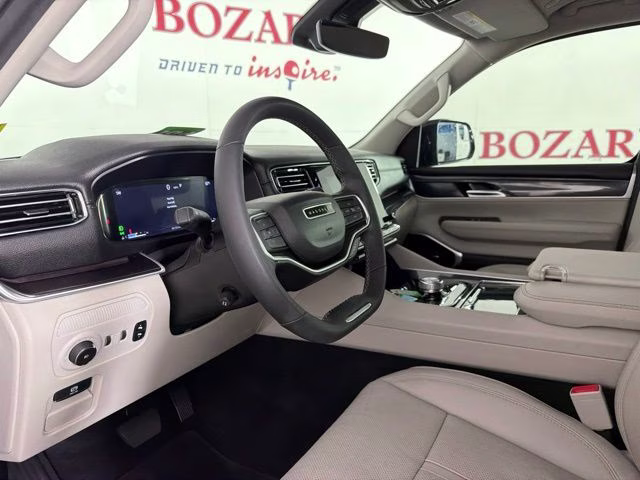 2023 Bright White Clearcoat Jeep Wagoneer Base RWD SUV