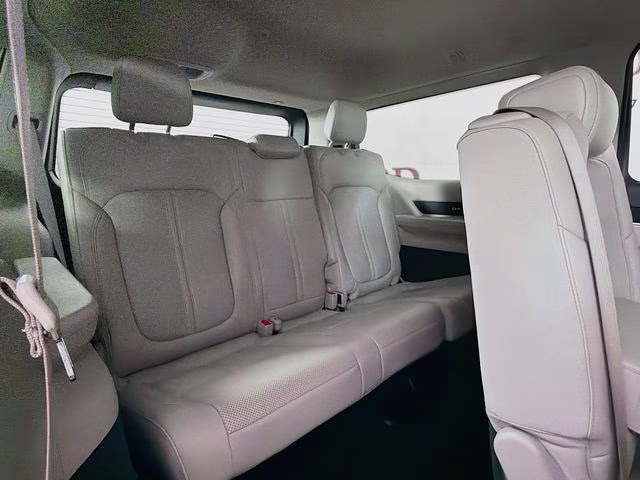 2023 Bright White Clearcoat Jeep Wagoneer Base RWD SUV