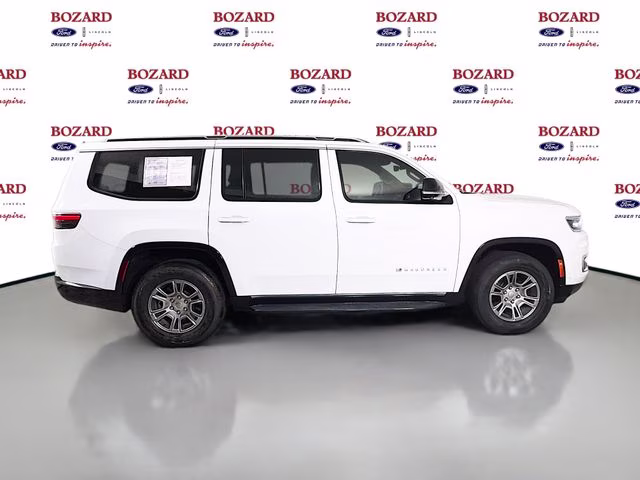 2023 Bright White Clearcoat Jeep Wagoneer Base RWD SUV