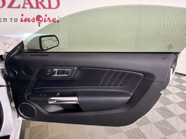 2020 Oxford White Ford Mustang EcoBoost Premium RWD Coupe