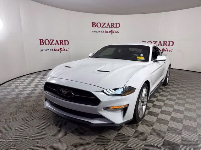 2020 Oxford White Ford Mustang EcoBoost Premium RWD Coupe