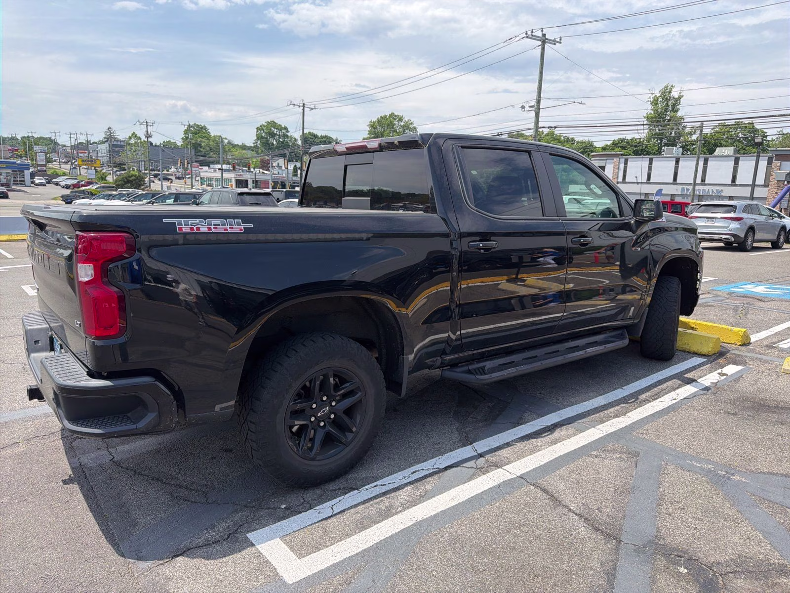 2019 Black Chevrolet Silverado 1500 LT Trail Boss 4X4 Truck