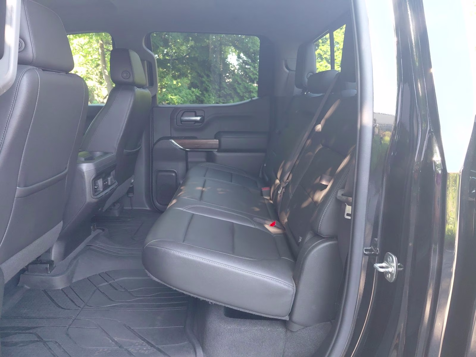 2019 Black Chevrolet Silverado 1500 LT Trail Boss 4X4 Truck