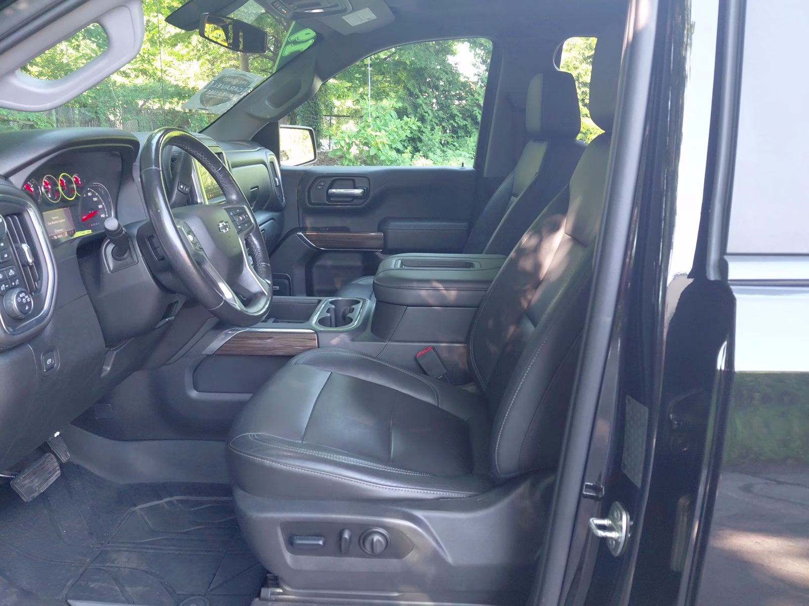 2019 Black Chevrolet Silverado 1500 LT Trail Boss 4X4 Truck