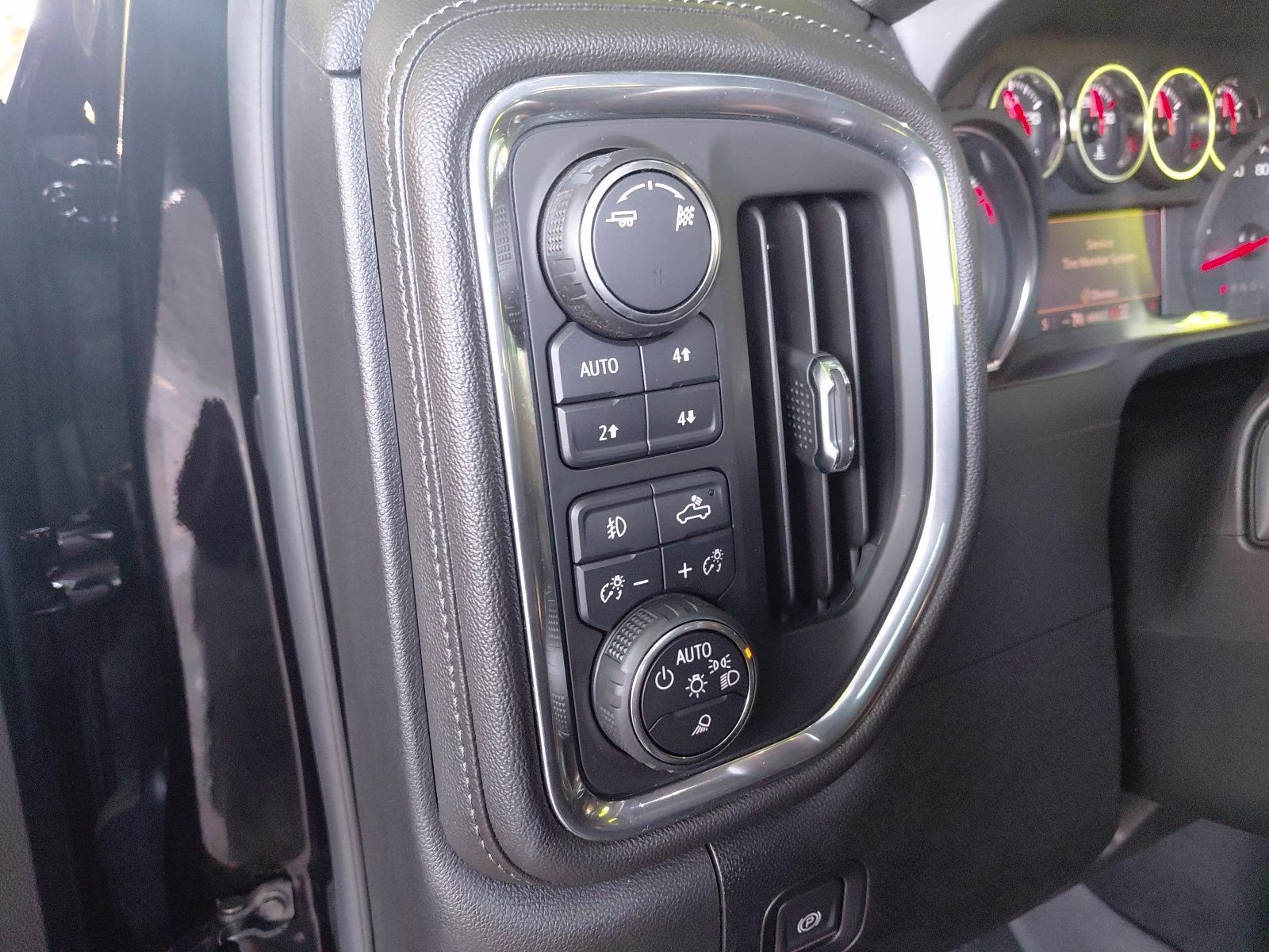 2019 Black Chevrolet Silverado 1500 LT Trail Boss 4X4 Truck