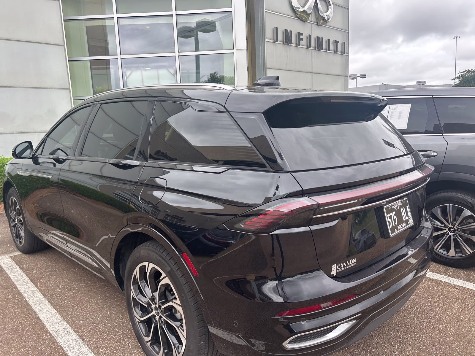 2024 Black Metallic Lincoln Nautilus Reserve AWD SUV