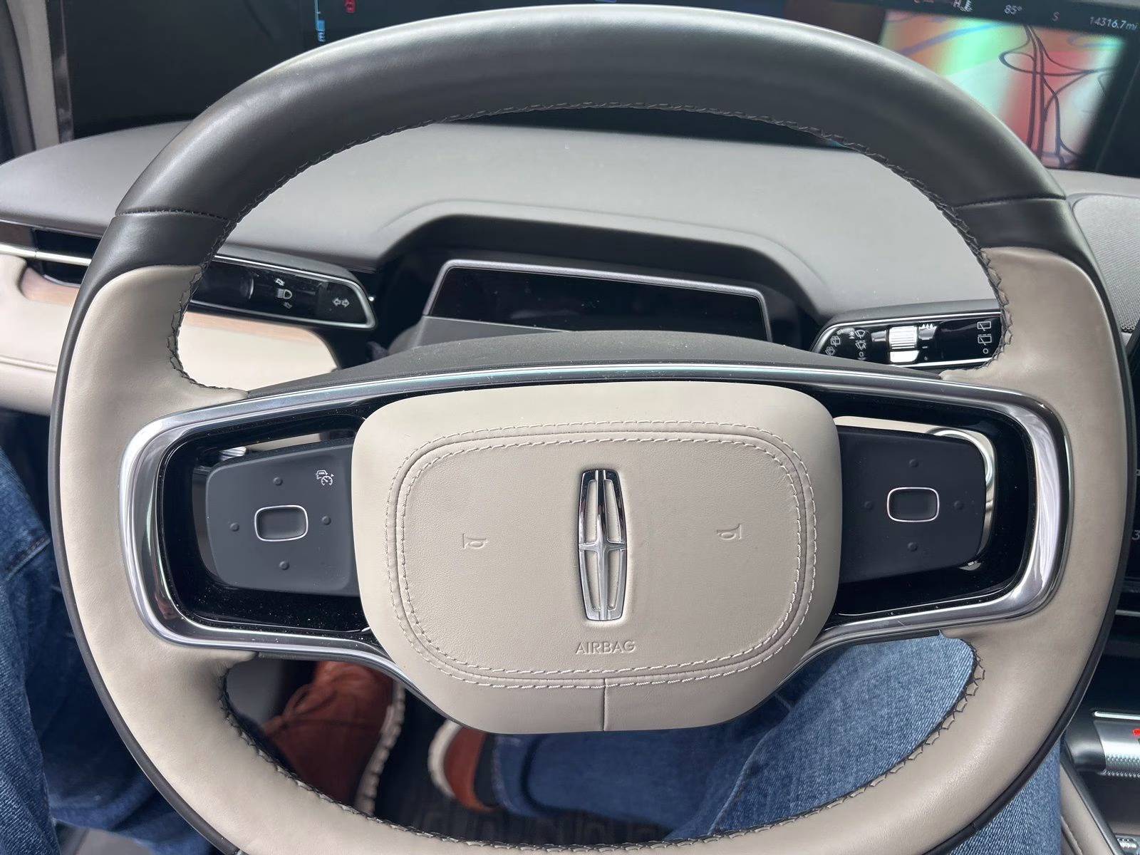 2024 Black Metallic Lincoln Nautilus Reserve AWD SUV