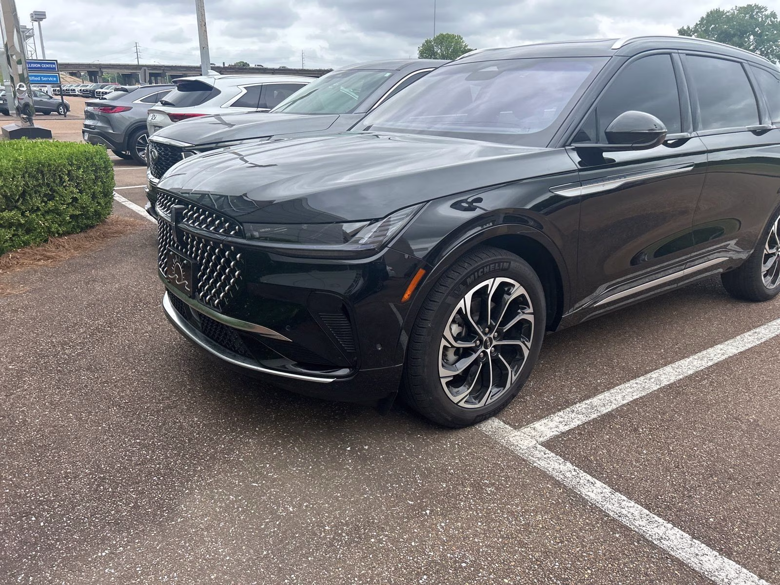 2024 Black Metallic Lincoln Nautilus Reserve AWD SUV