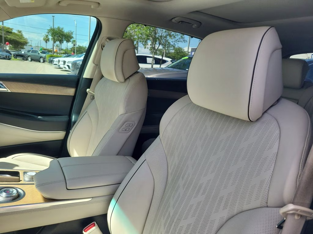 2022 Uyuni White Genesis GV80 2.5T Prestige RWD SUV
