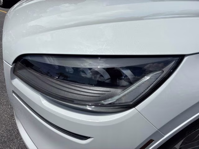 2020 White Metallic Lincoln Aviator Grand Touring AWD SUV