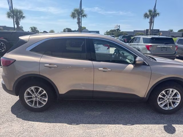 2020 Desert Gold Metallic Ford Escape SE AWD SUV