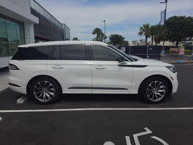 2020 White Metallic Lincoln Aviator Grand Touring AWD SUV