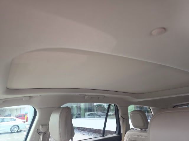 2020 White Metallic Lincoln Aviator Grand Touring AWD SUV