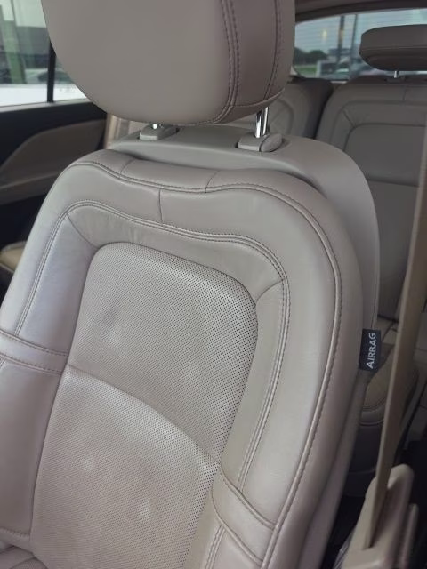 2020 White Metallic Lincoln Aviator Grand Touring AWD SUV