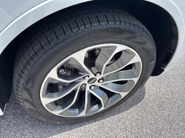 2020 White Metallic Lincoln Aviator Grand Touring AWD SUV