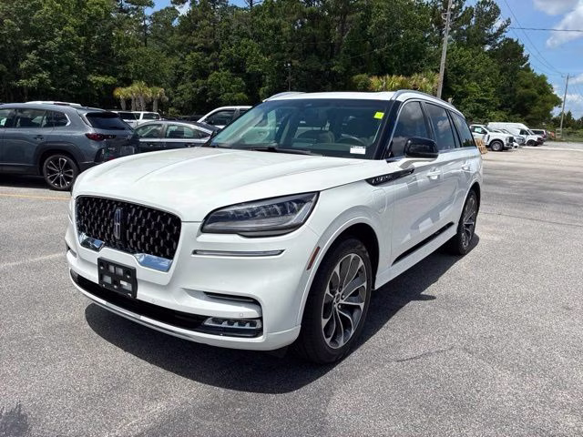 2020 White Metallic Lincoln Aviator Grand Touring AWD SUV