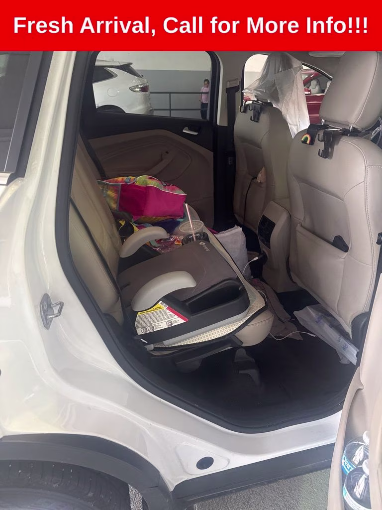 2019 Oxford White Ford Escape SEL 4X4 SUV
