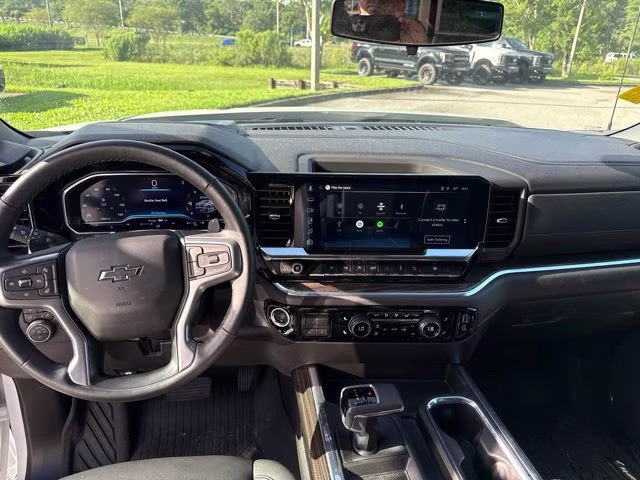 2025 Summit White Chevrolet Silverado 1500 RST Crew Cab Pickup 4X4 Truck