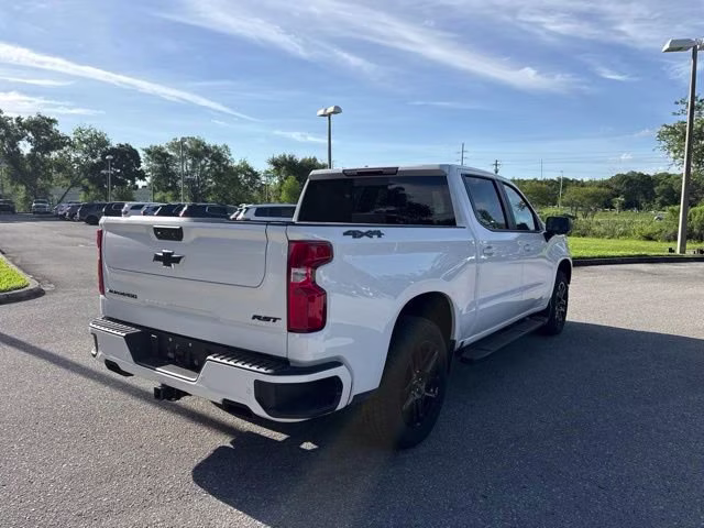 2025 Summit White Chevrolet Silverado 1500 RST Crew Cab Pickup 4X4 Truck