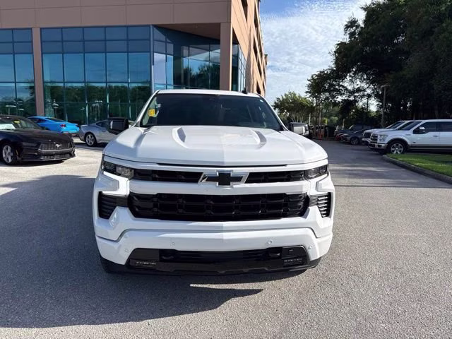2025 Summit White Chevrolet Silverado 1500 RST Crew Cab Pickup 4X4 Truck