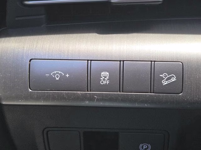 2026 Atlas White Hyundai Kona SEL Premium AWD SUV