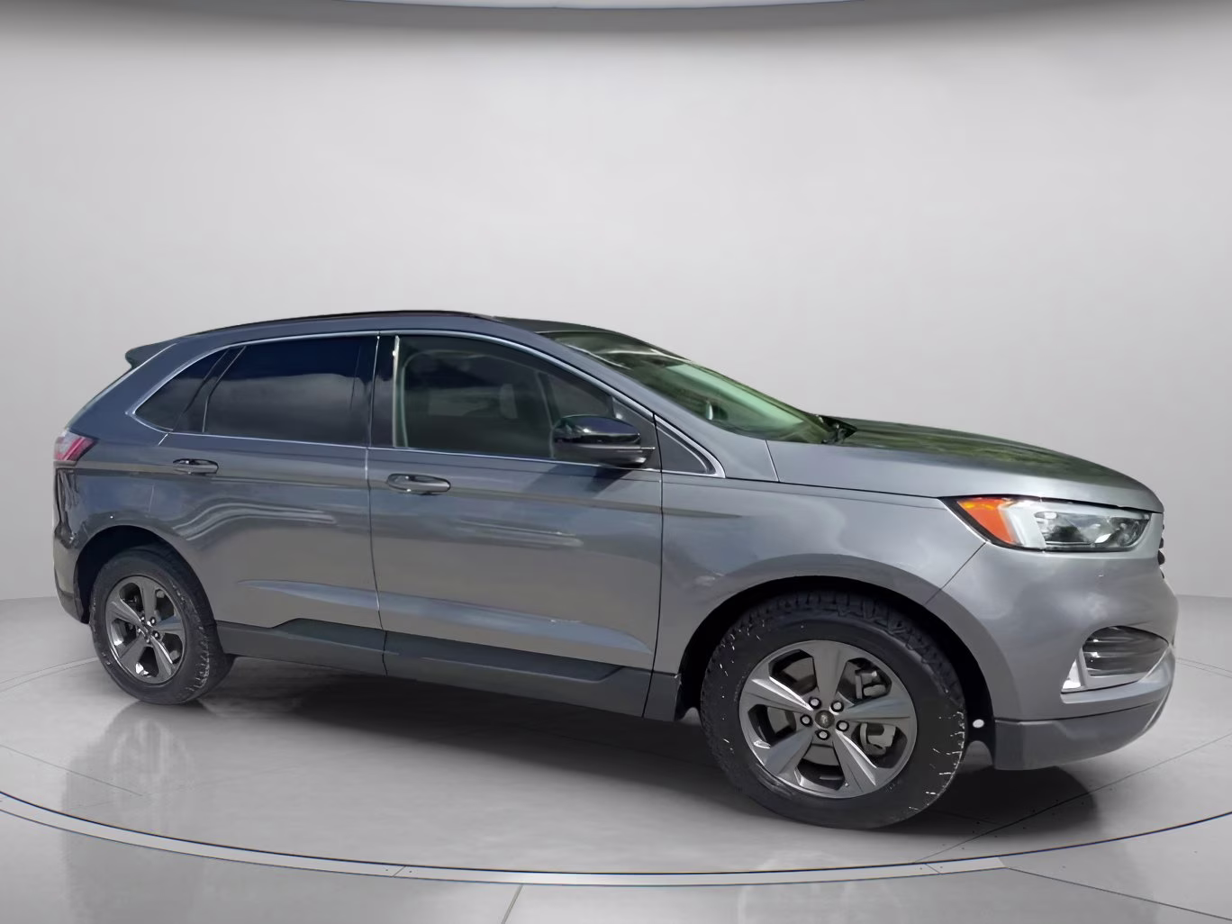 2022 Carbonized Gray Metallic Ford Edge SEL AWD SUV