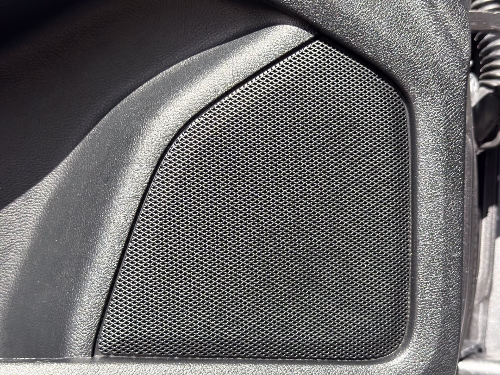 2022 Carbonized Gray Metallic Ford Edge SEL AWD SUV