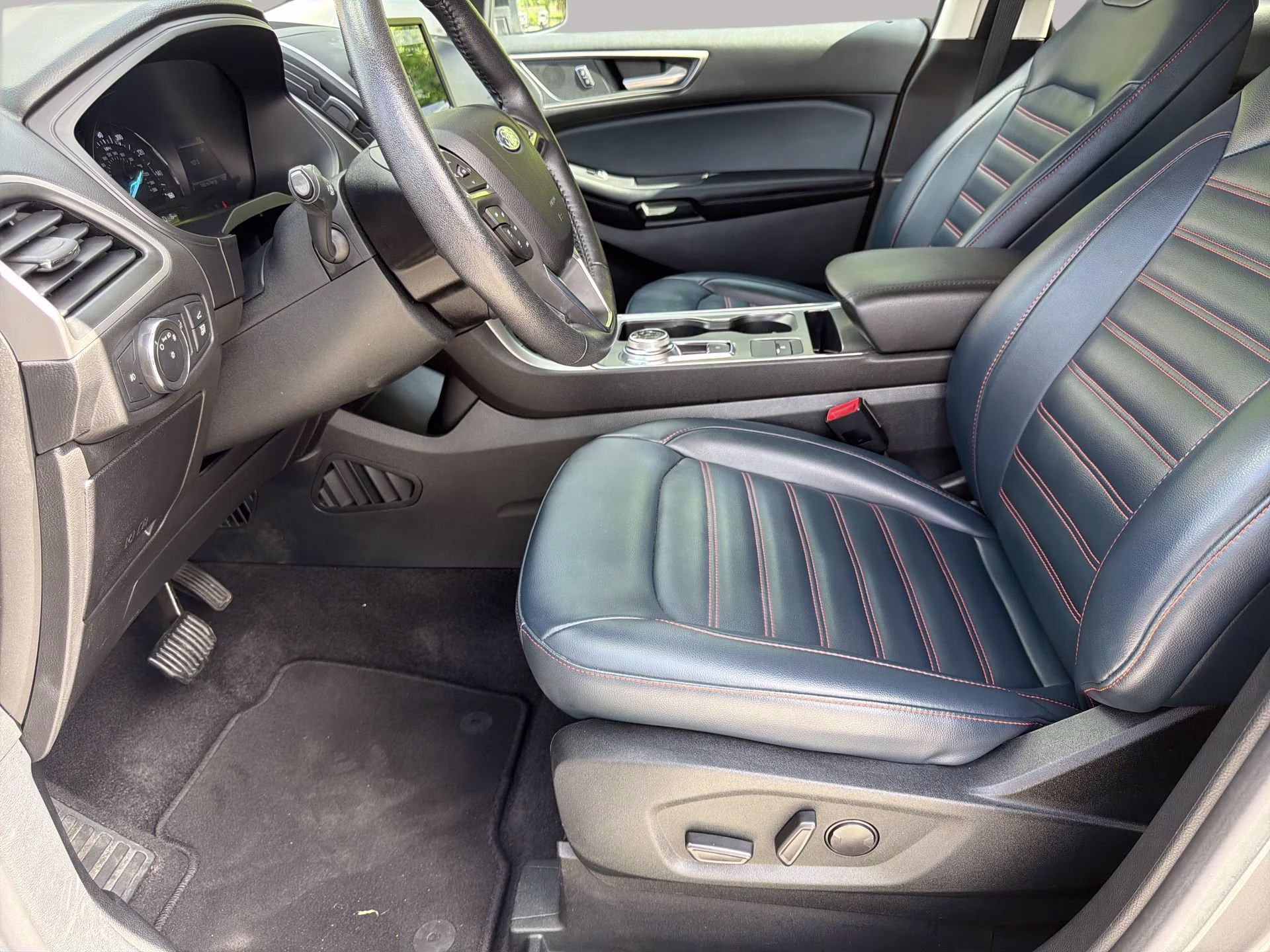 2022 Carbonized Gray Metallic Ford Edge SEL AWD SUV