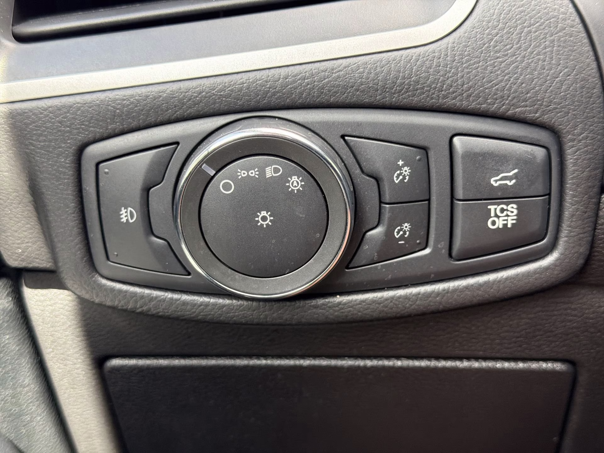 2022 Carbonized Gray Metallic Ford Edge SEL AWD SUV