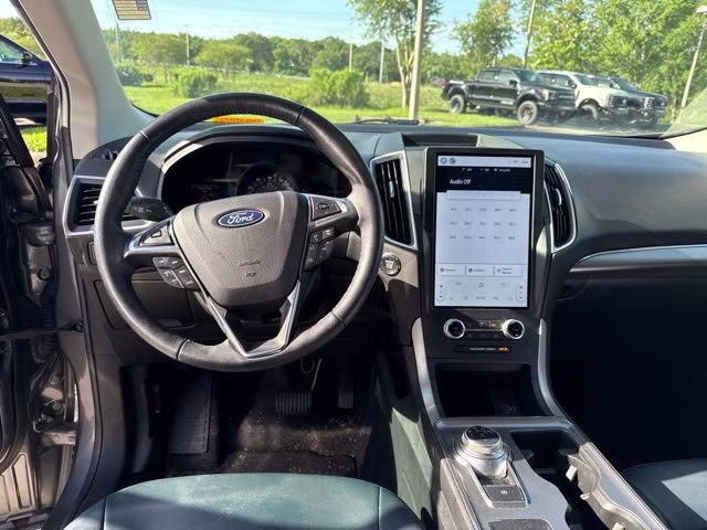 2022 Carbonized Gray Metallic Ford Edge SEL AWD SUV
