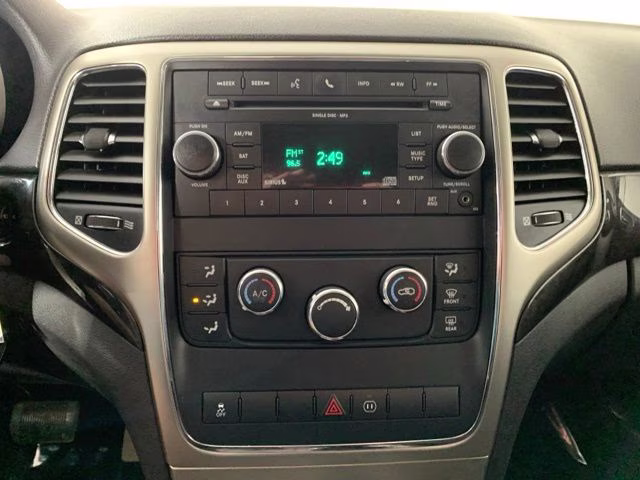 2011 Blackberry Pearlcoat Jeep Grand Cherokee Laredo 4X4 SUV