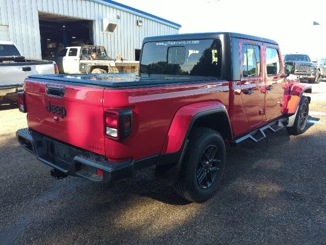 2024 Firecracker Red Clearcoat Jeep Gladiator Sport 4X4 Truck
