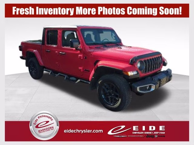 2024 Firecracker Red Clearcoat Jeep Gladiator Sport S 4X4 Truck