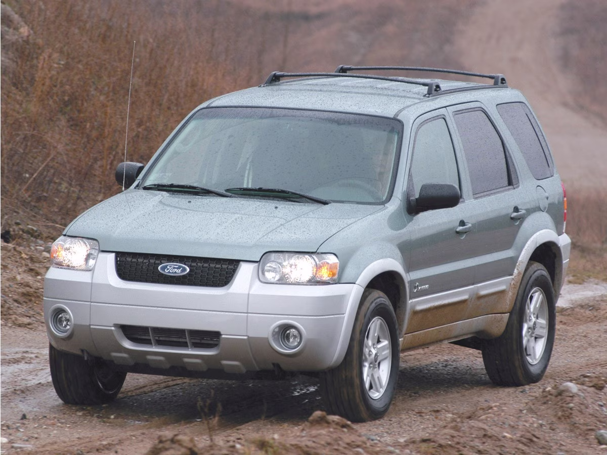 2007 Gold Ford Escape Hybrid 4X4 SUV