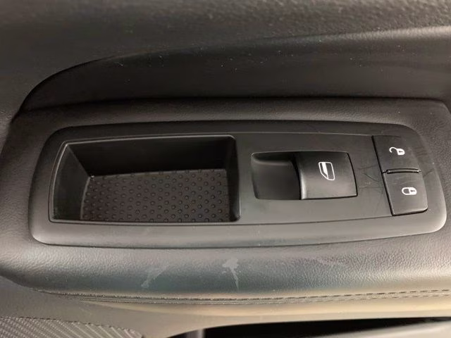 2011 Blackberry Pearlcoat Jeep Grand Cherokee Laredo 4X4 SUV