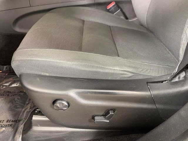 2011 Blackberry Pearlcoat Jeep Grand Cherokee Laredo 4X4 SUV