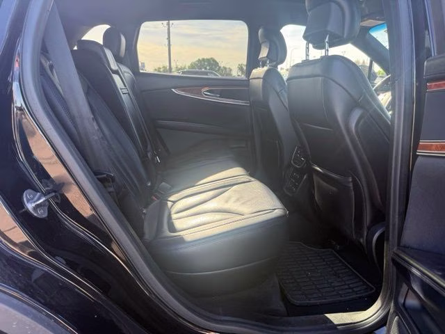2018 Black Metallic Lincoln MKX Reserve AWD SUV