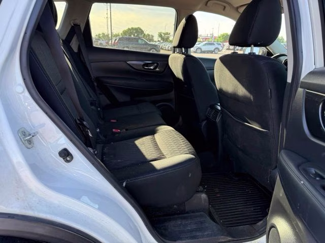 2019 Glacier White Nissan Rogue SV AWD SUV