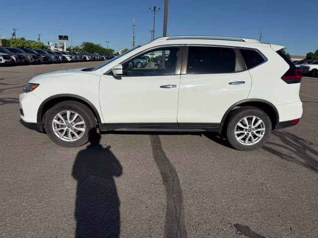 2019 Glacier White Nissan Rogue SV AWD SUV