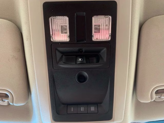 2014 Prairie Pearlcoat Ram 1500 Laramie 4X4 Truck