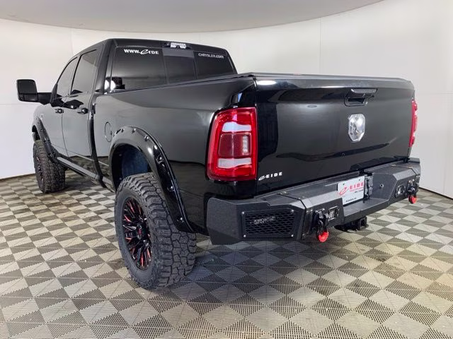 2023 Diamond Black Crystal Pearlcoat Ram 2500 Laramie 4X4 Truck