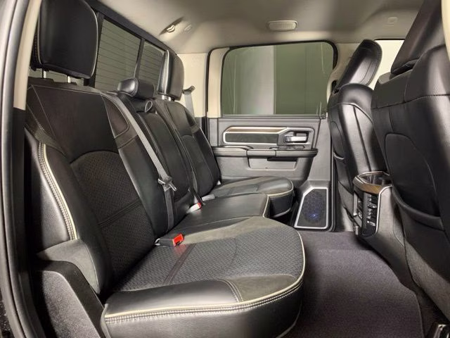 2023 Diamond Black Crystal Pearlcoat Ram 2500 Laramie 4X4 Truck