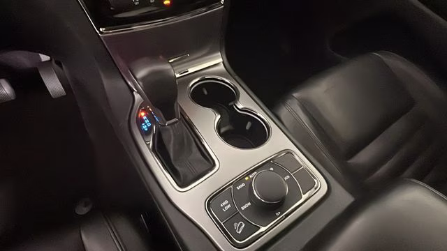 2020 Velvet Red Pearlcoat Jeep Grand Cherokee Limited X 4X4 SUV