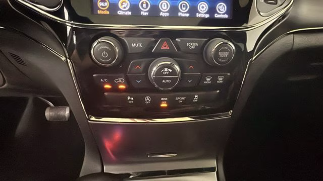 2020 Velvet Red Pearlcoat Jeep Grand Cherokee Limited X 4X4 SUV