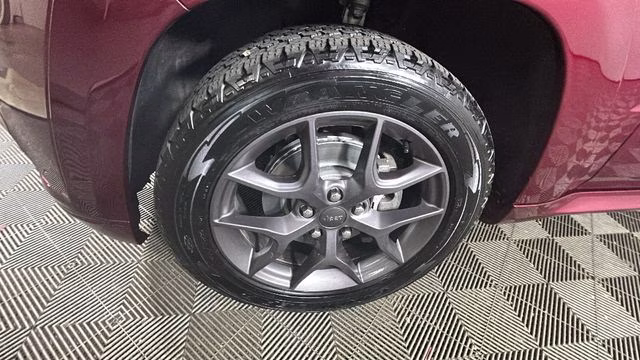 2020 Velvet Red Pearlcoat Jeep Grand Cherokee Limited X 4X4 SUV